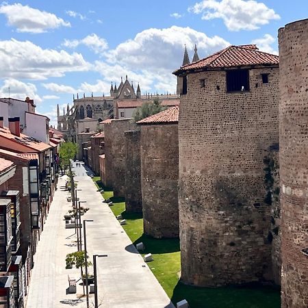 Apartamento La Muralla - Leonapartamentos Екстериор снимка
