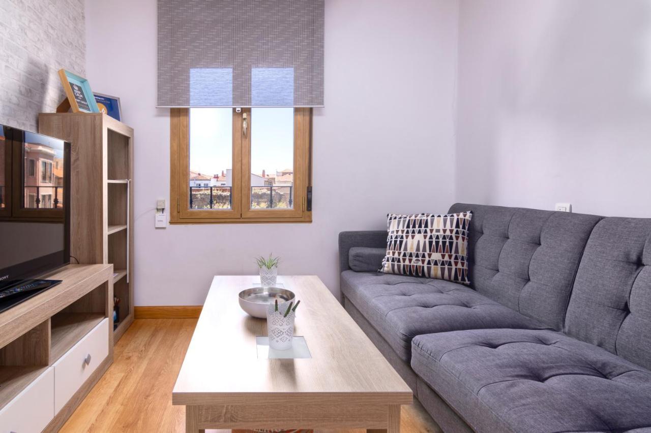 Apartamento La Muralla - Leonapartamentos Екстериор снимка